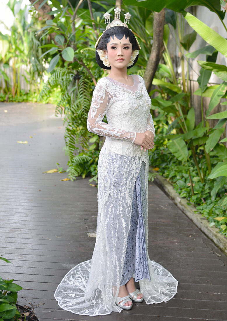 Kebaya Putih 037