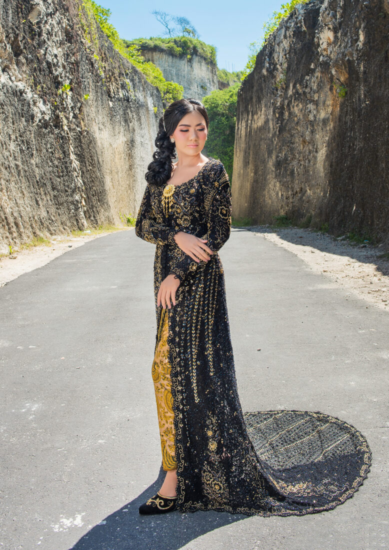 Kebaya Hitam 003