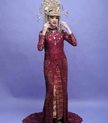 Kebaya Maroon Miranda