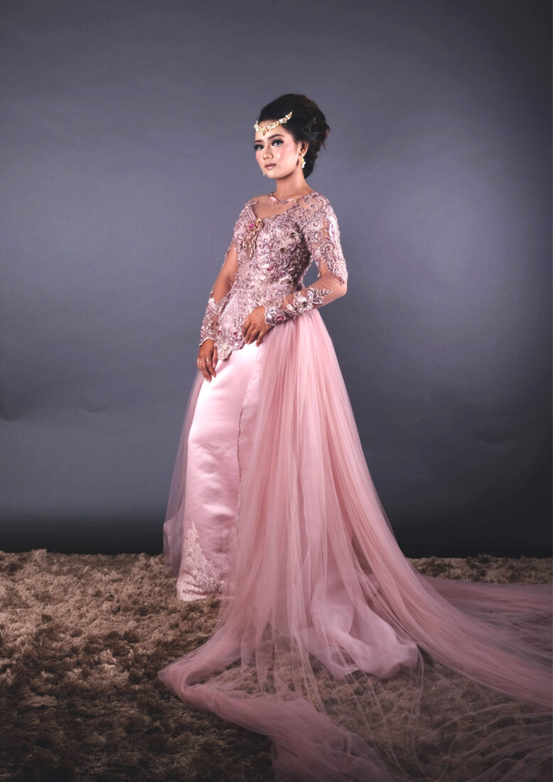 Kebaya Berlin Pink