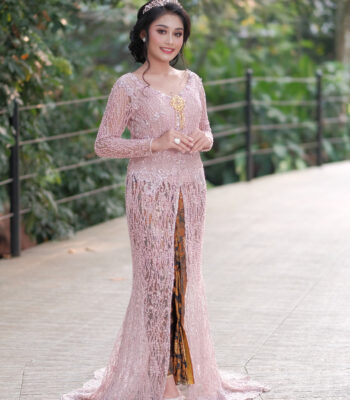 Kebaya Arum Dewi