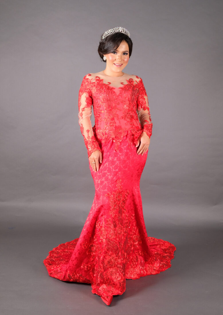 Gaun Mermaid Merah