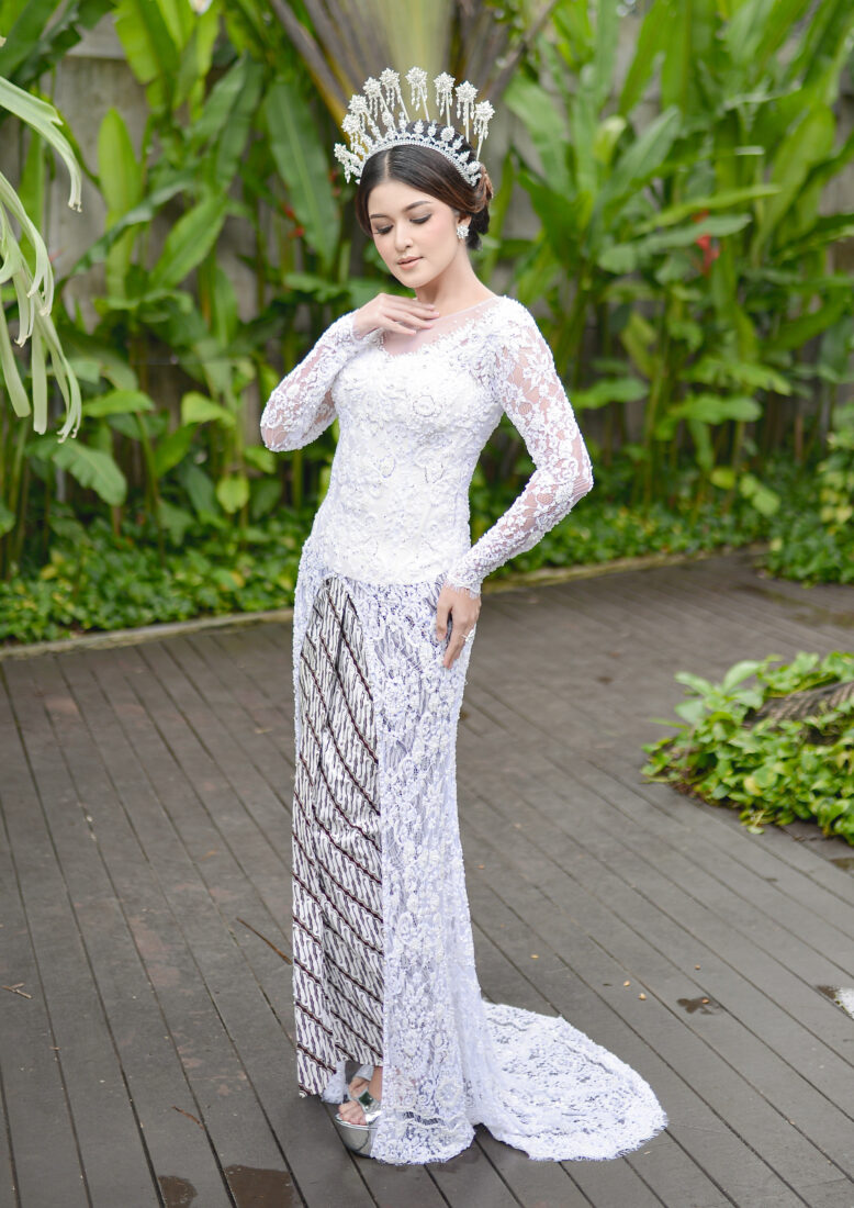 Kebaya Putih 035