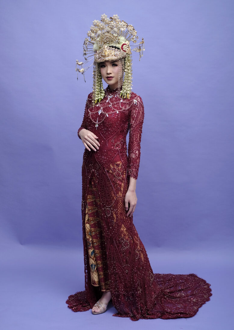 Kebaya Maroon Miranda