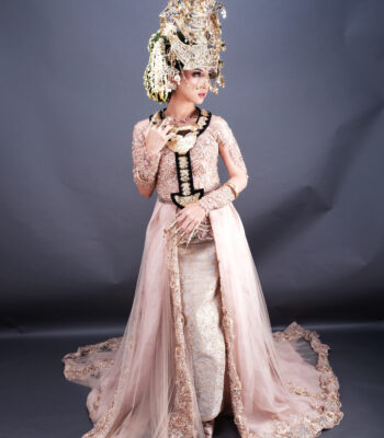 Kebaya Nude Pink