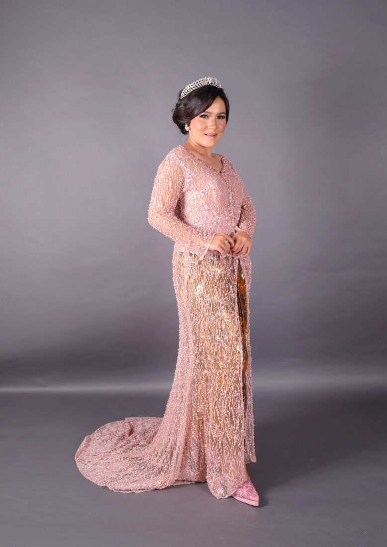 Kebaya Pink