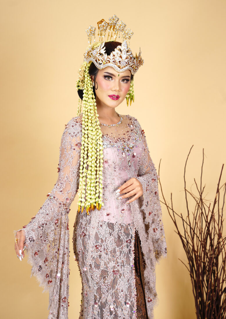 Kebaya Gaun Nude Salsabilla