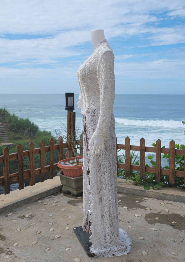 Kebaya Kutu Baru Jelita