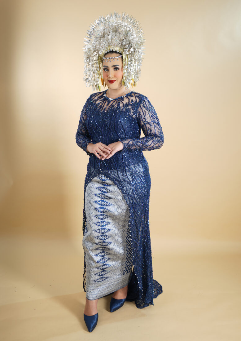 Kebaya Navy Rianda Kencana