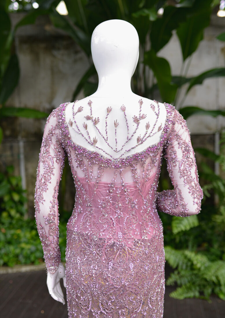 Kebaya Ungu Tulip
