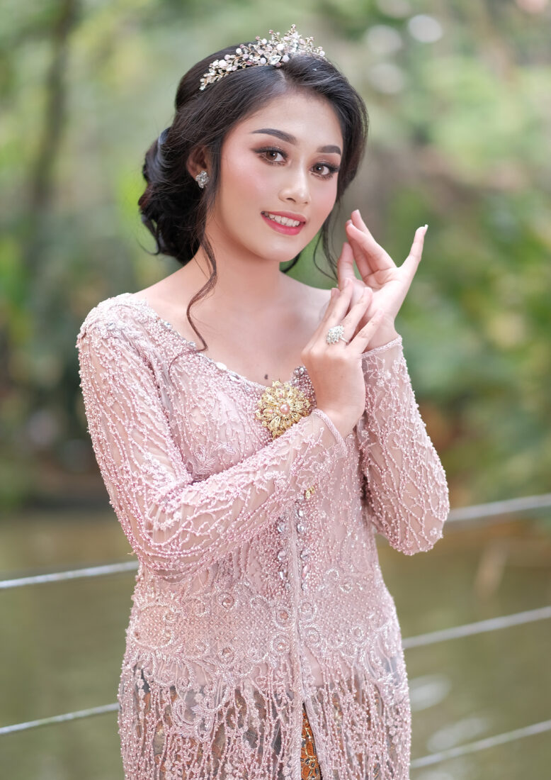 Kebaya Arum Dewi