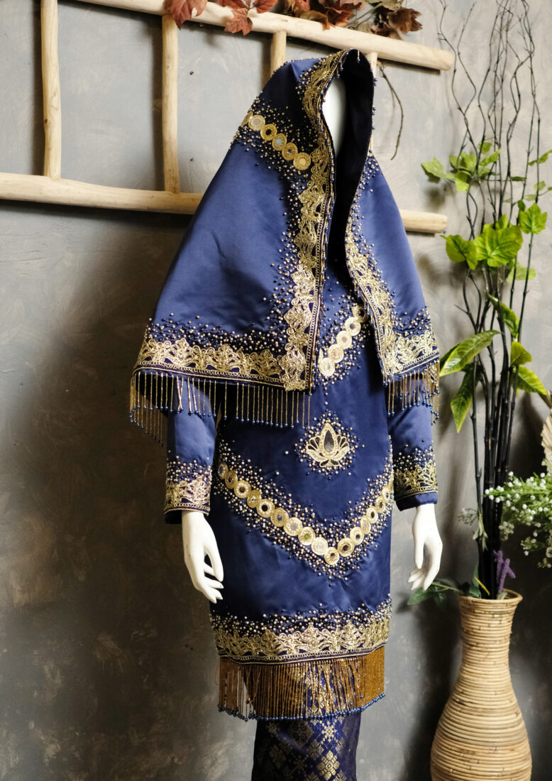 Baju Koto Gadang Biru