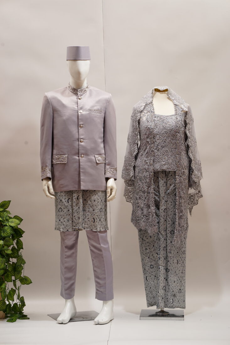 Kebaya Ibu Silver Kutubaru