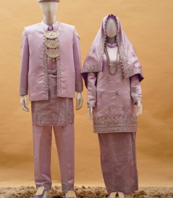 Busana Koto Gadang Ungu Lilac