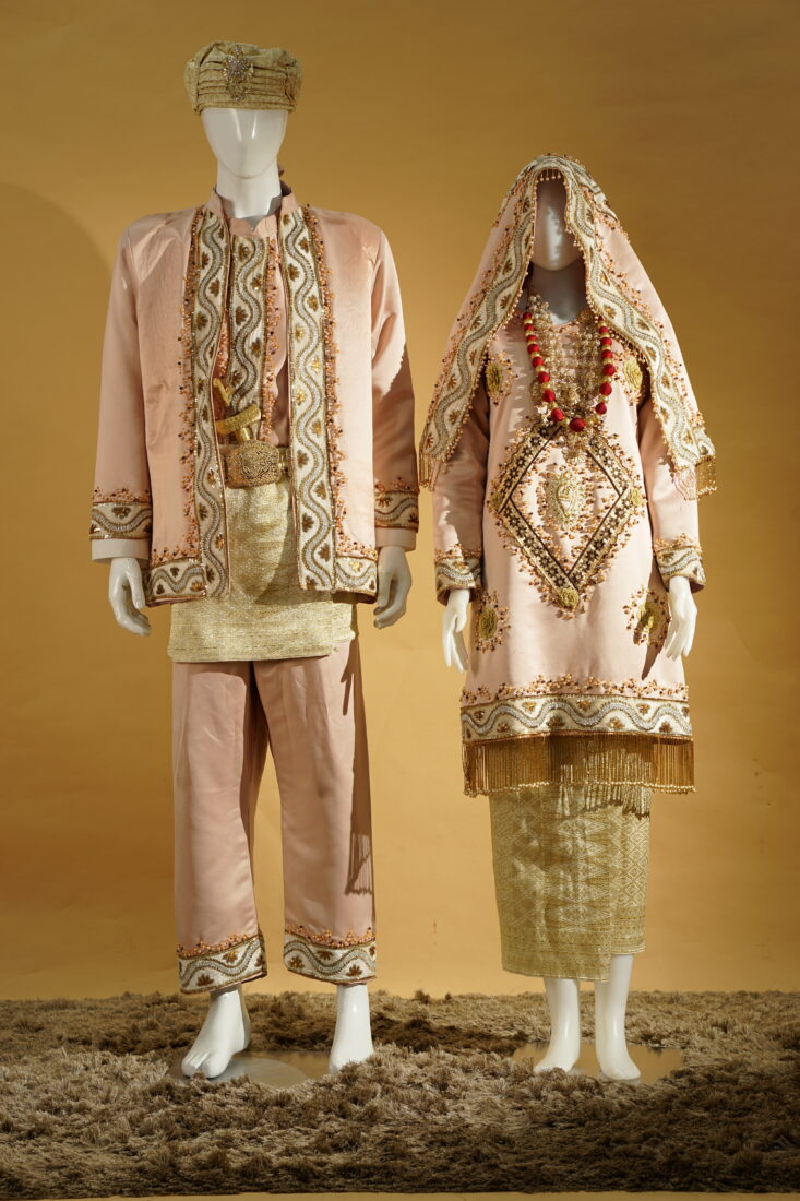 Baju Koto Gadang Peach Gold 2