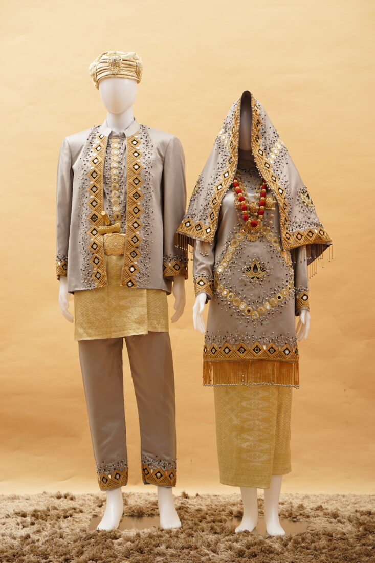 Baju Koto Gadang Abu-Abu Gold