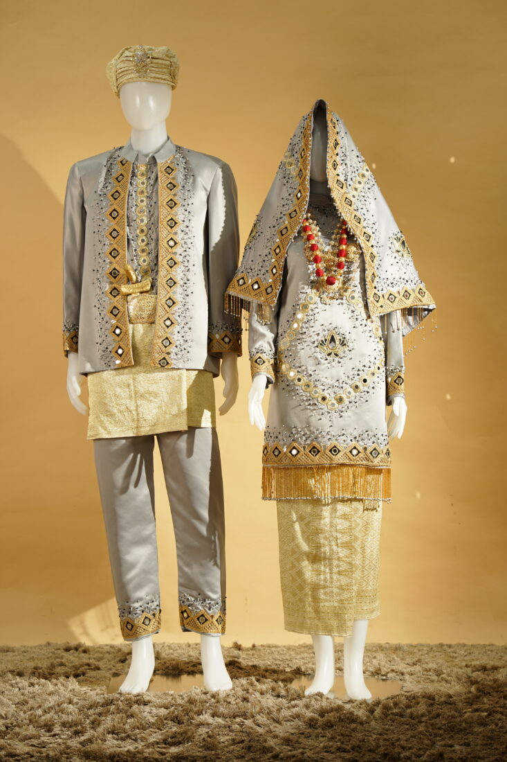 Baju Koto Gadang Abu-Abu Gold