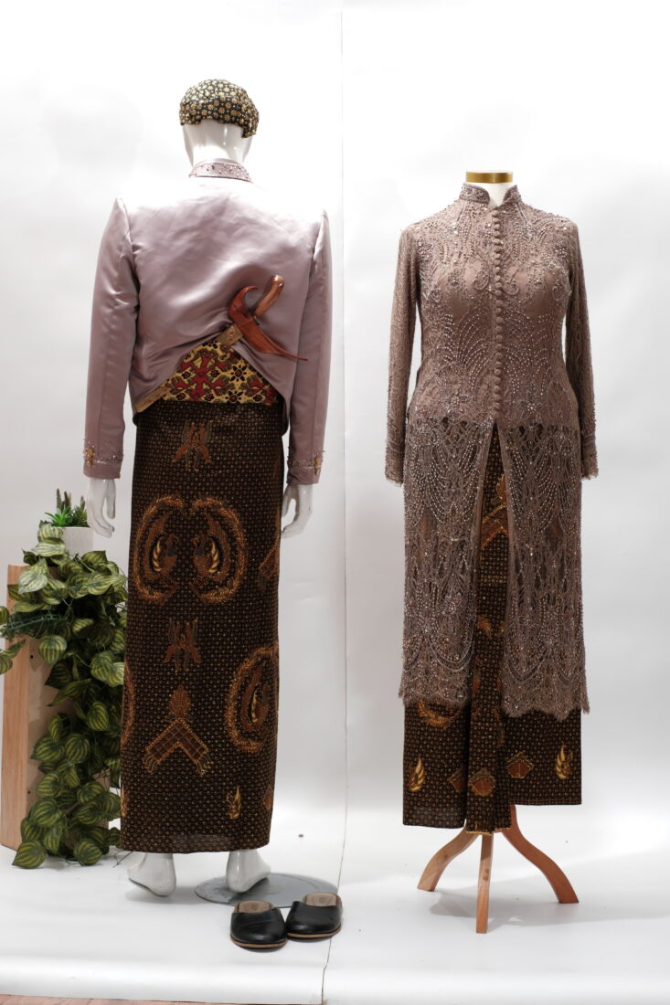 Kebaya Ibu Coklat Caca