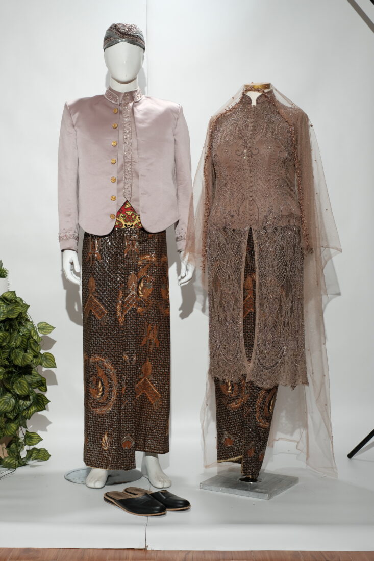 Kebaya Ibu Coklat Caca