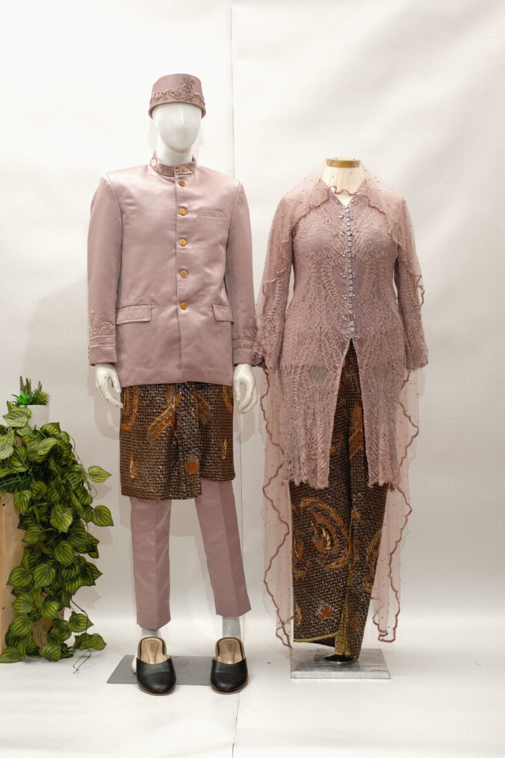 Kebaya Ibu Taro Yulin