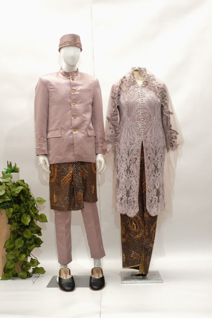 Kebaya Ibu Taro Mila Dewi