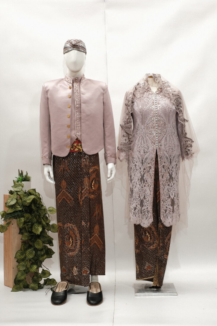 Kebaya Ibu Taro Mila Dewi