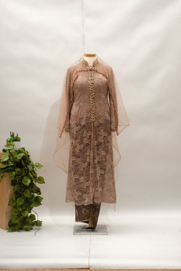Kebaya Ibu Coklat Tunik