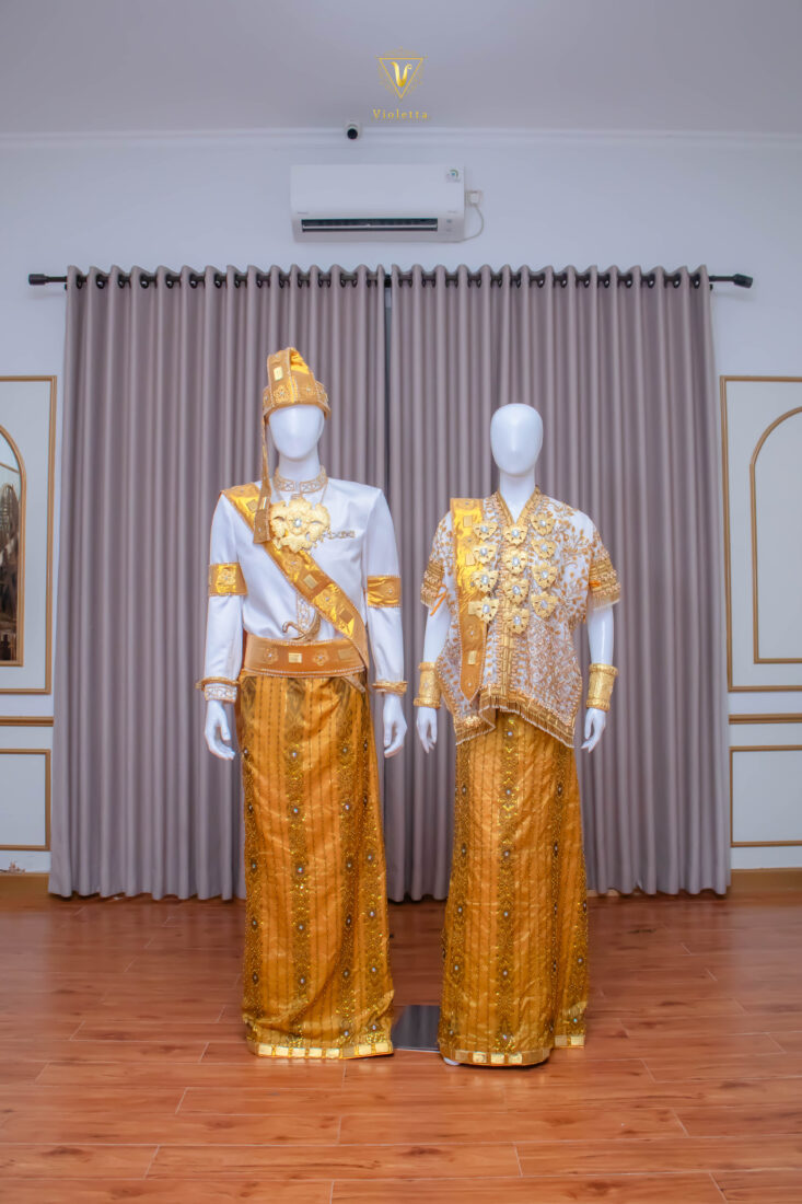 Busana Adat Bodo Sulawesi Gold 002