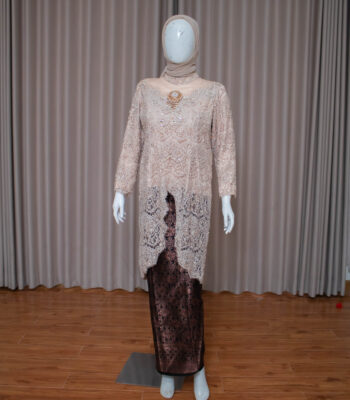 Kebaya Sister Nude 004