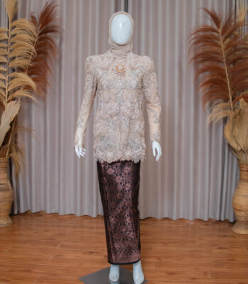 Kebaya Sister Nude 005