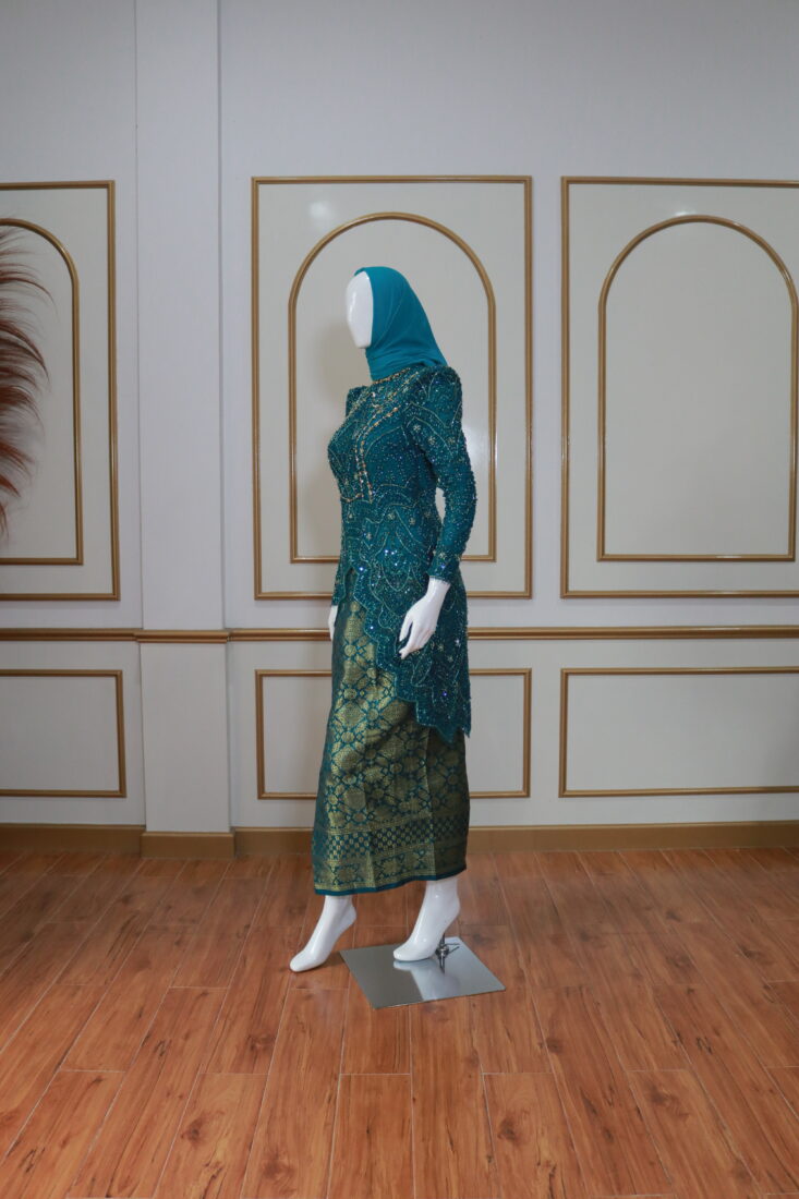 Kebaya Lamaran & Wisuda Hijau Emerald 003