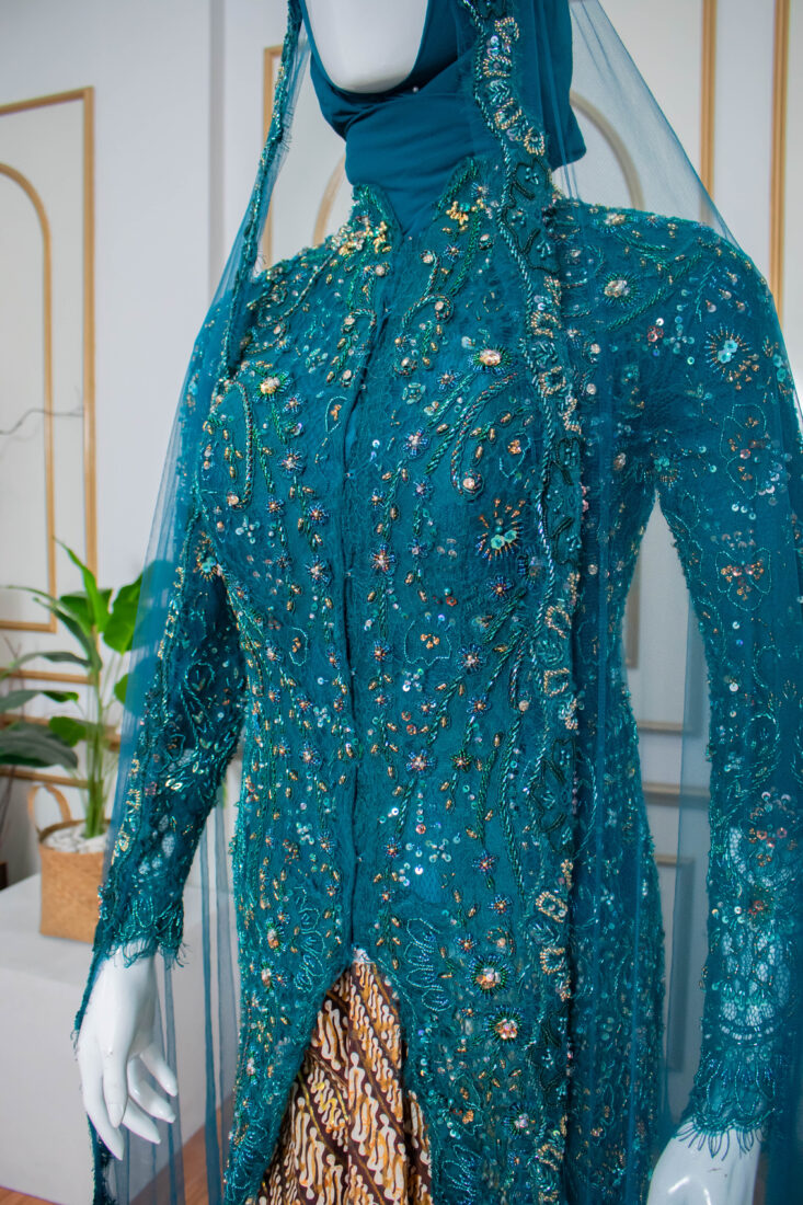 Kebaya Hijau Emerald 005
