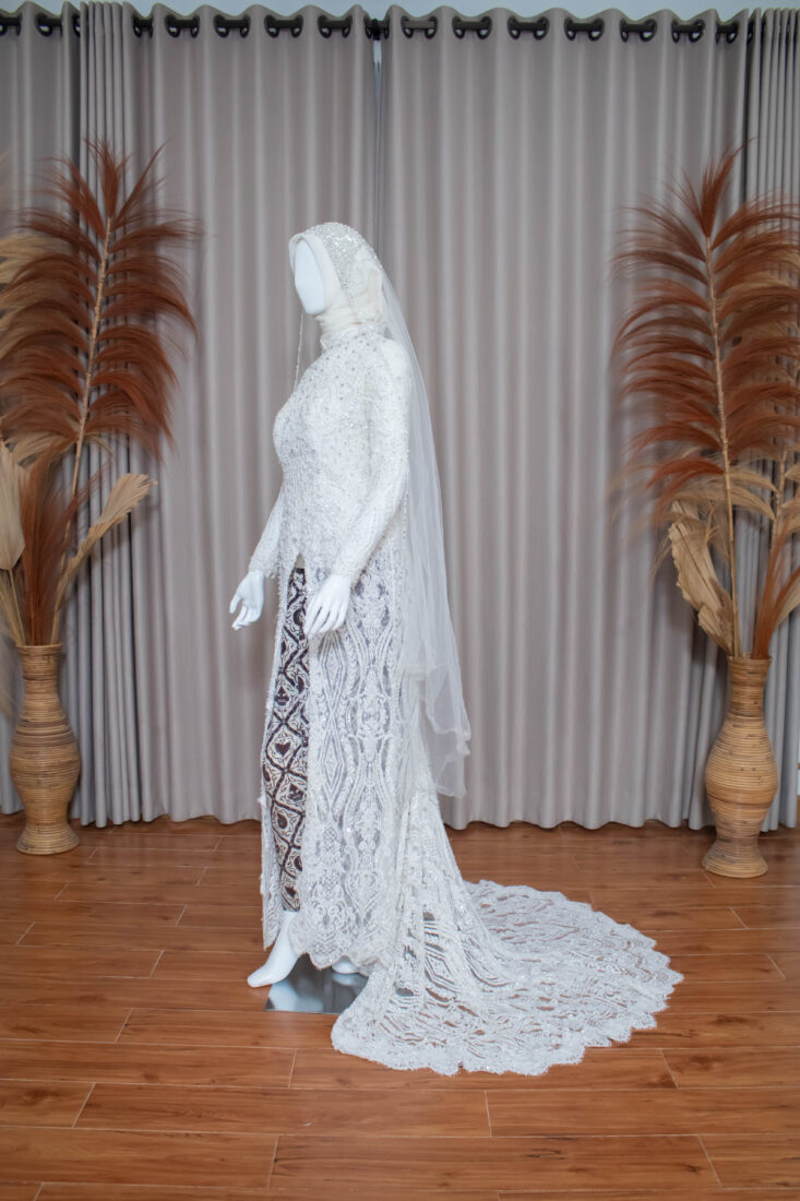 Kebaya Putih Mutia 043