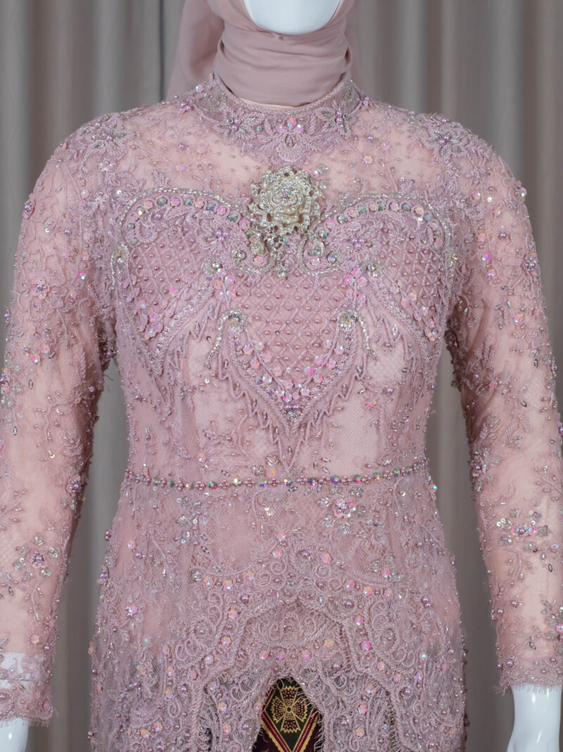 Kebaya Lamaran dan Wisuda Pink 001