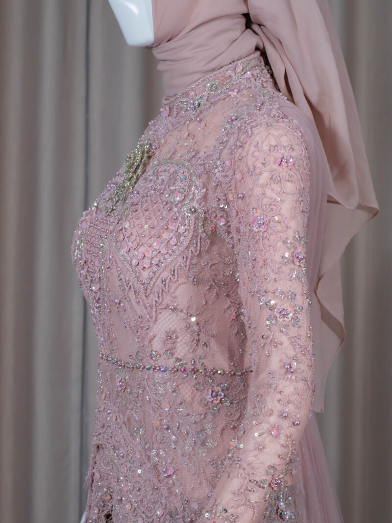 Kebaya Lamaran dan Wisuda Pink 001