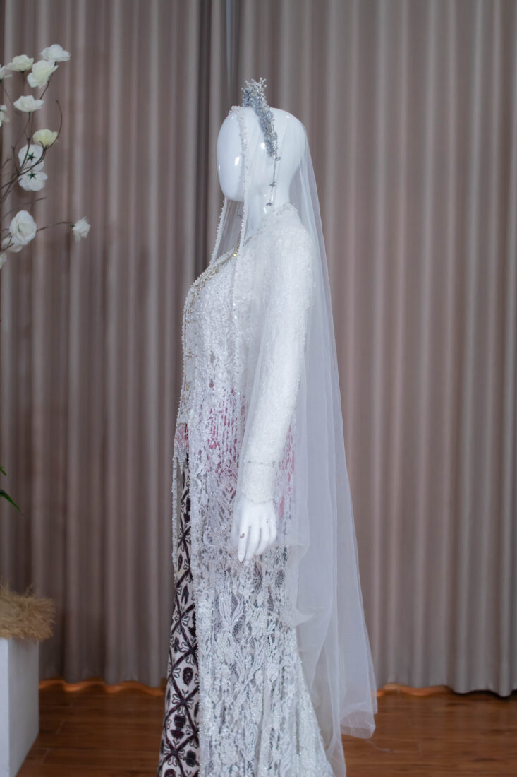 Kebaya Akad Putih Yesi