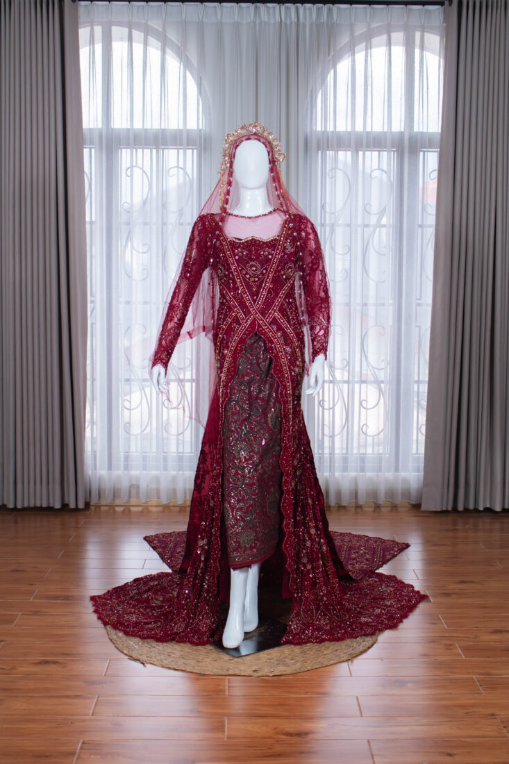 Kebaya Maroon Lia