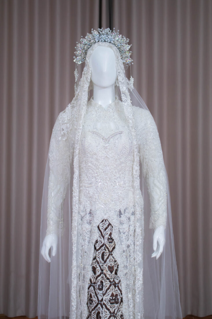 Kebaya Putih Sabita Ira